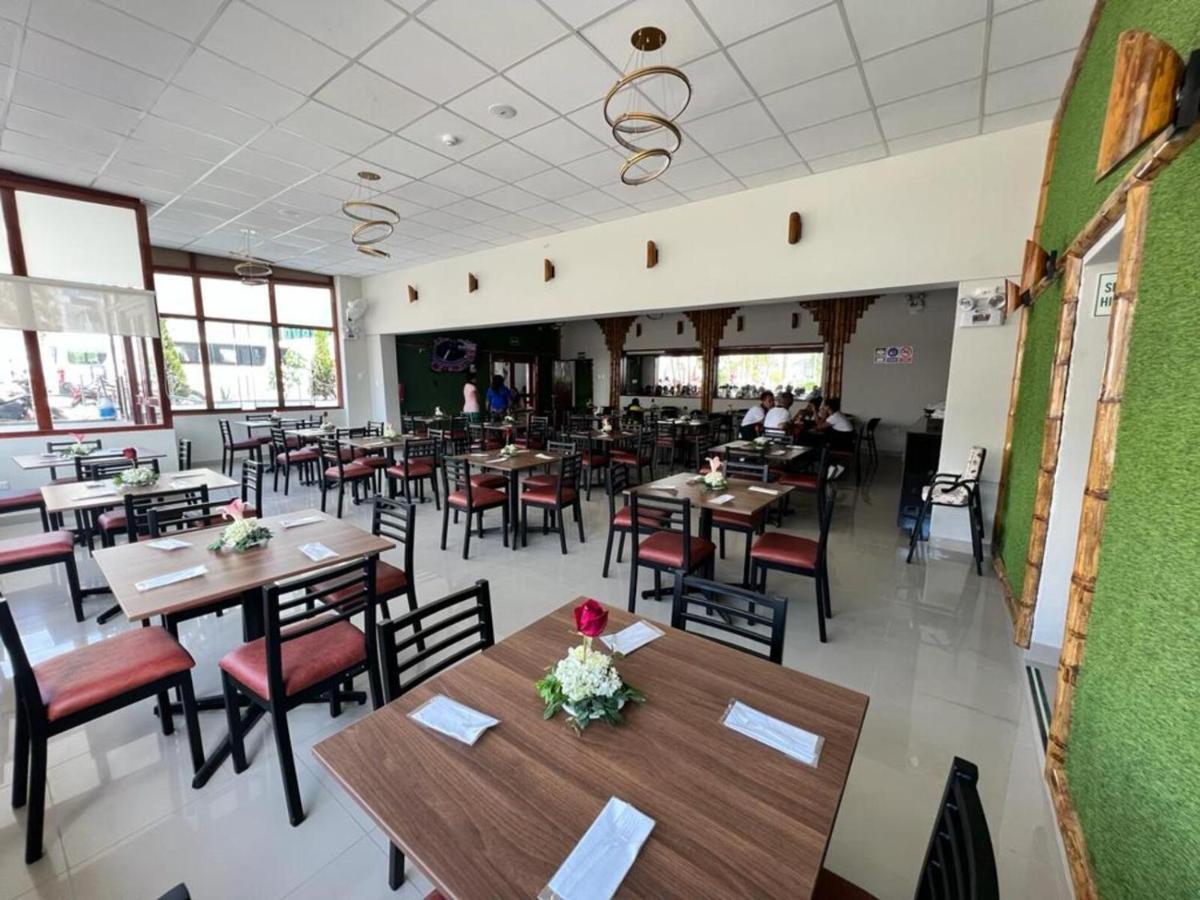 Hotel El Bosque Jaén Eksteriør billede